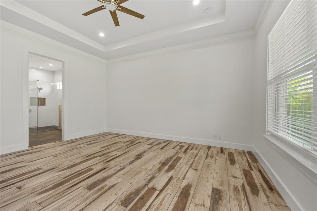 En Venta: $650,000 (3 camas, 3 baños, 2321 Pies cuadrados)