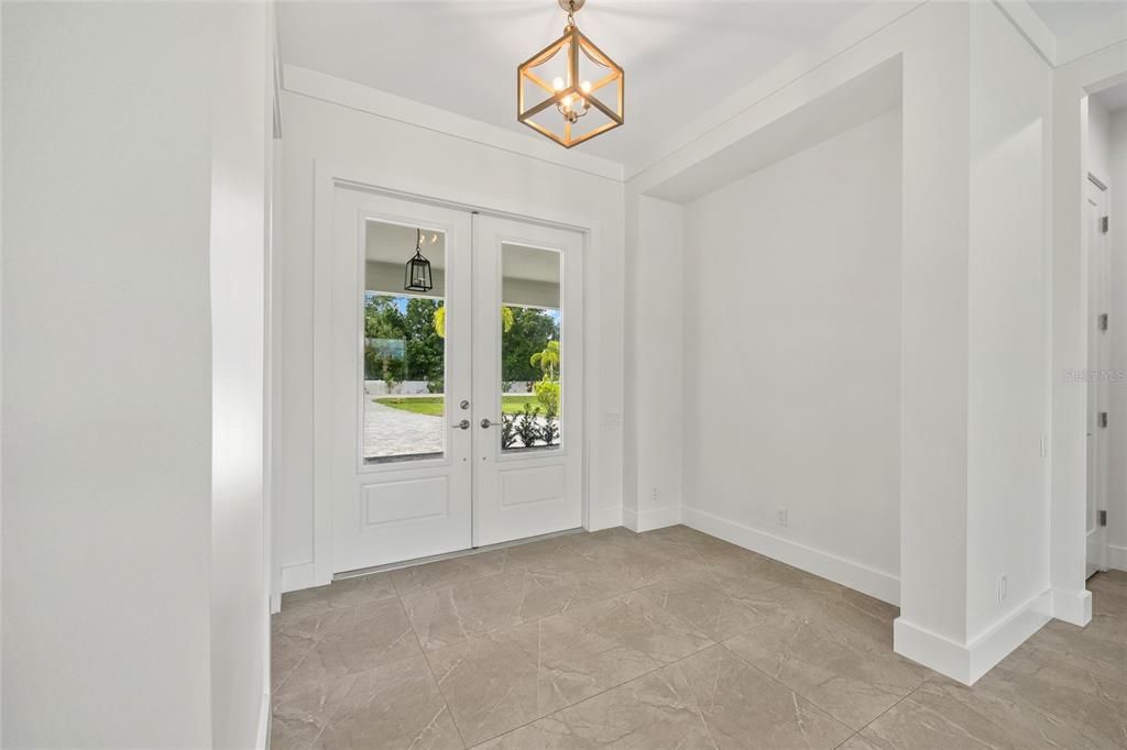 En Venta: $650,000 (3 camas, 3 baños, 2321 Pies cuadrados)