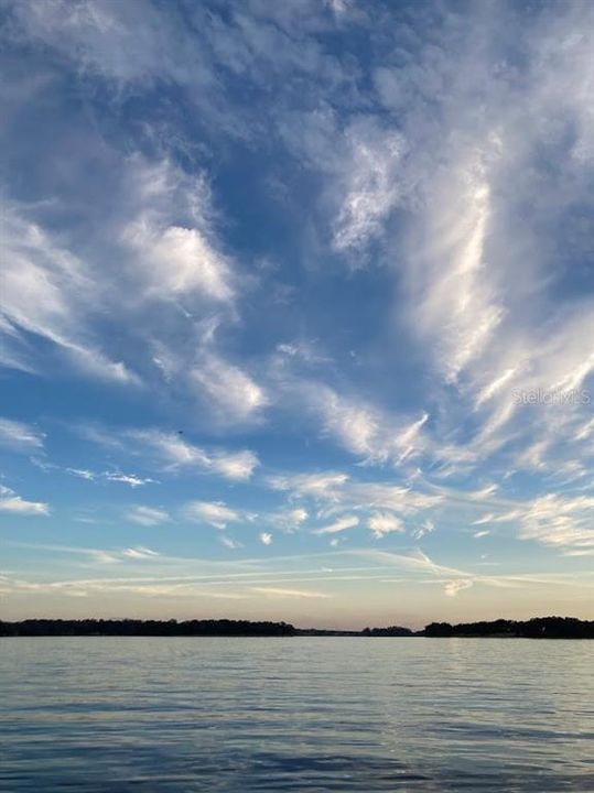 En Venta: $850,000 (5 camas, 3 baños, 2912 Pies cuadrados)