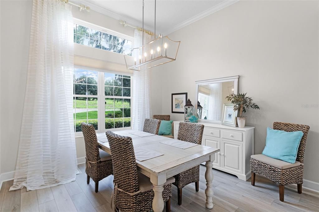 En Venta: $850,000 (5 camas, 3 baños, 2912 Pies cuadrados)