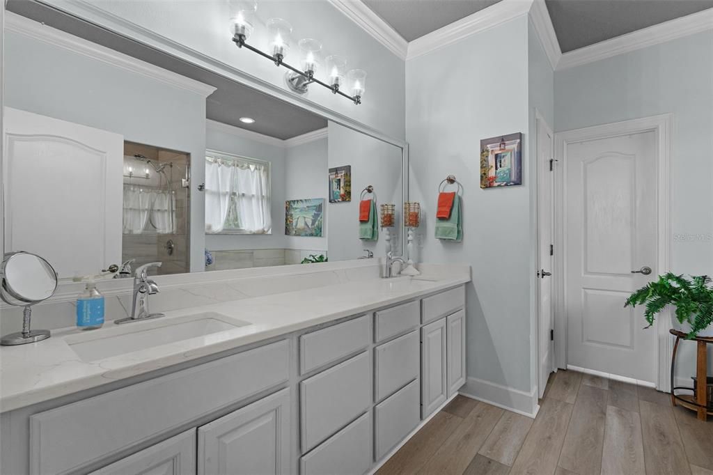 En Venta: $850,000 (5 camas, 3 baños, 2912 Pies cuadrados)