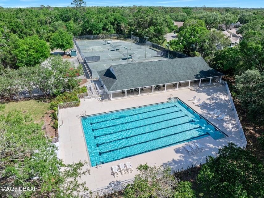 Active With Contract: $319,900 (3 beds, 2 baths, 1670 Square Feet)