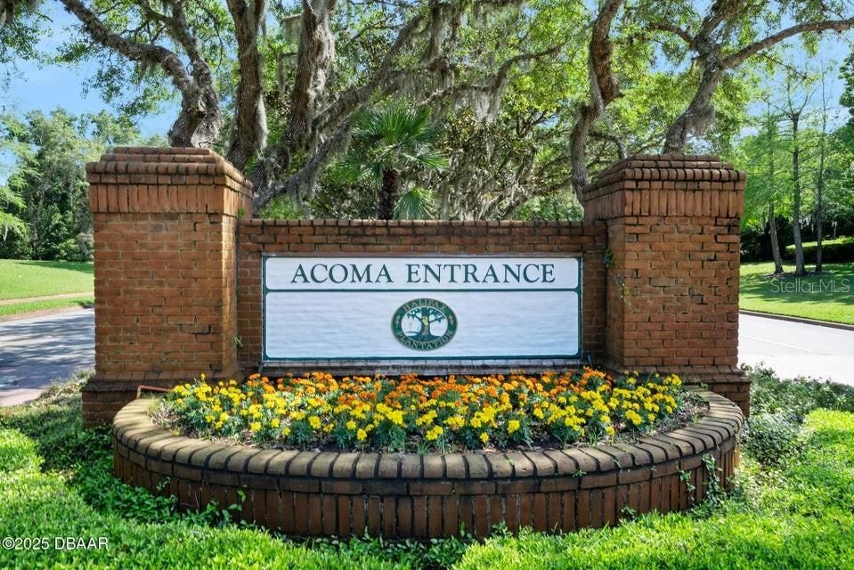 Active With Contract: $319,900 (3 beds, 2 baths, 1670 Square Feet)