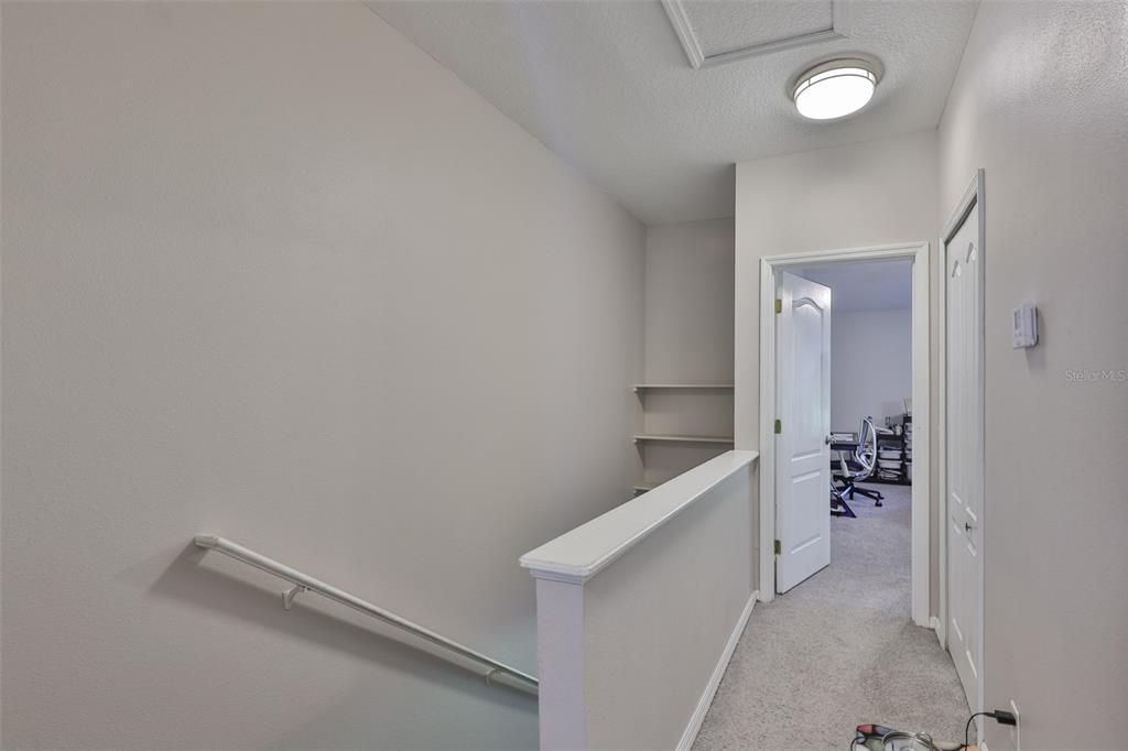 En Venta: $237,000 (2 camas, 2 baños, 1383 Pies cuadrados)