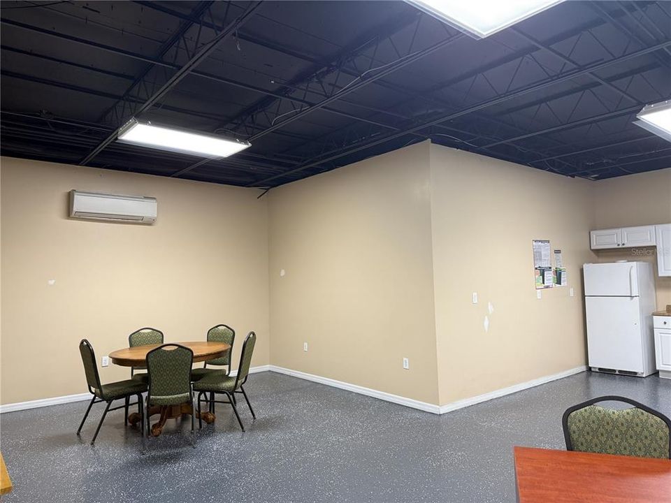 待售: $1,299,500 (0 贝兹, 0 浴室, 4300 平方英尺)