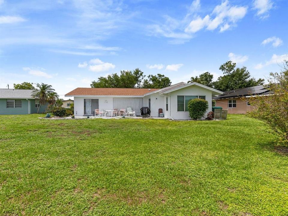 Под контрактом: $210,000 (3 спален, 2 ванн, 1526 Квадратных фут)