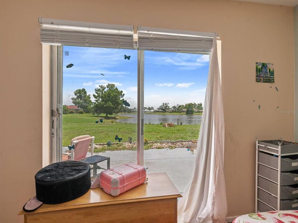 Под контрактом: $210,000 (3 спален, 2 ванн, 1526 Квадратных фут)