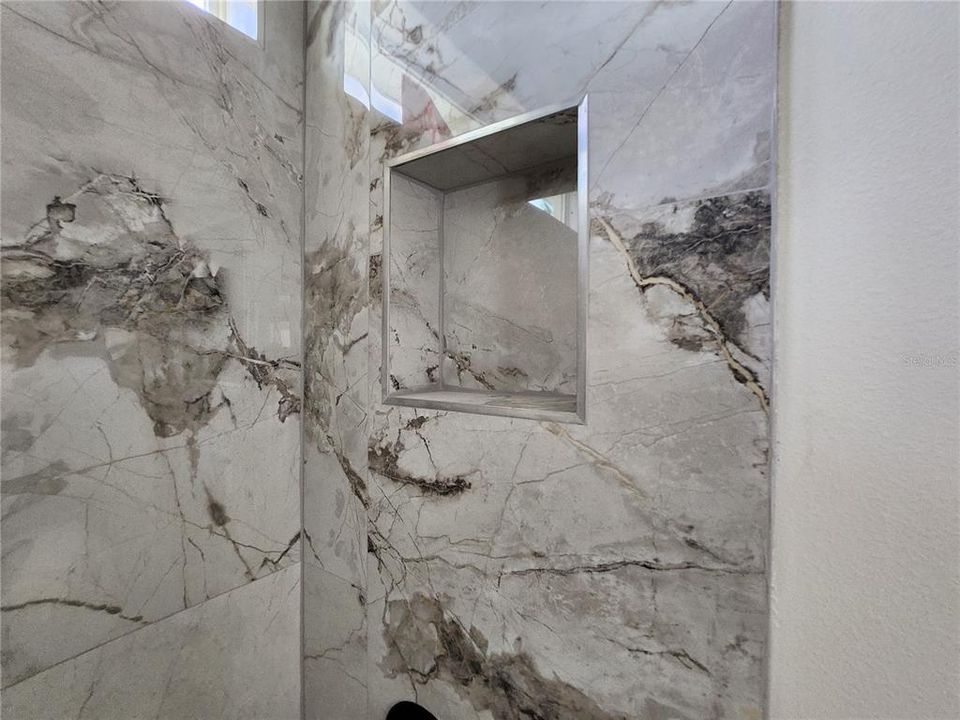 En Venta: $345,999 (3 camas, 2 baños, 1907 Pies cuadrados)