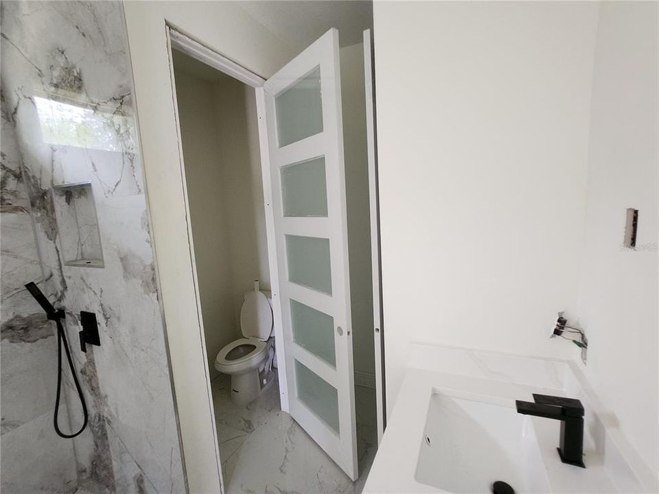 En Venta: $345,999 (3 camas, 2 baños, 1907 Pies cuadrados)