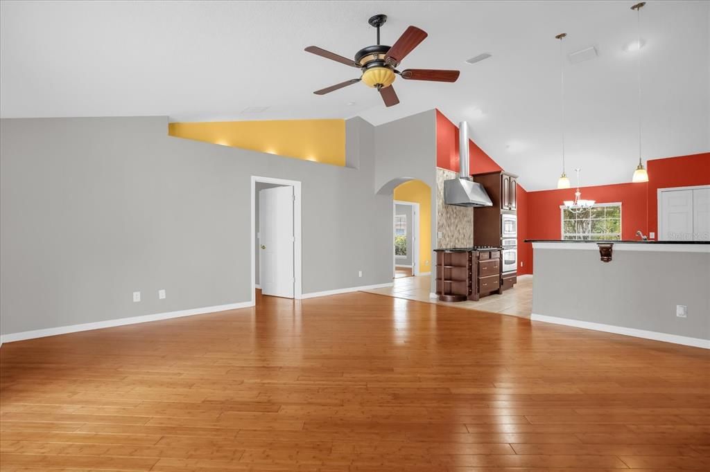 Active With Contract: $565,000 (4 beds, 2 baths, 1858 Square Feet)