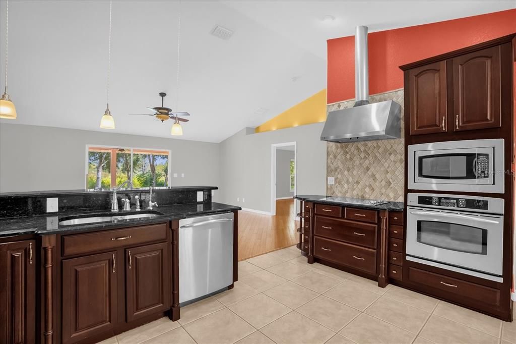 Active With Contract: $565,000 (4 beds, 2 baths, 1858 Square Feet)