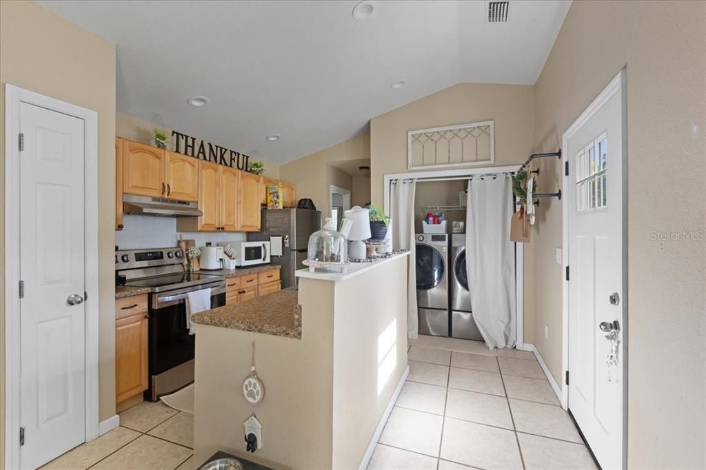 En Venta: $217,000 (3 camas, 2 baños, 1163 Pies cuadrados)