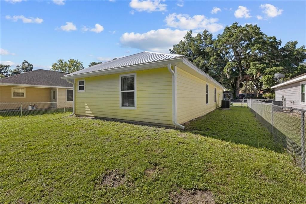 En Venta: $217,000 (3 camas, 2 baños, 1163 Pies cuadrados)