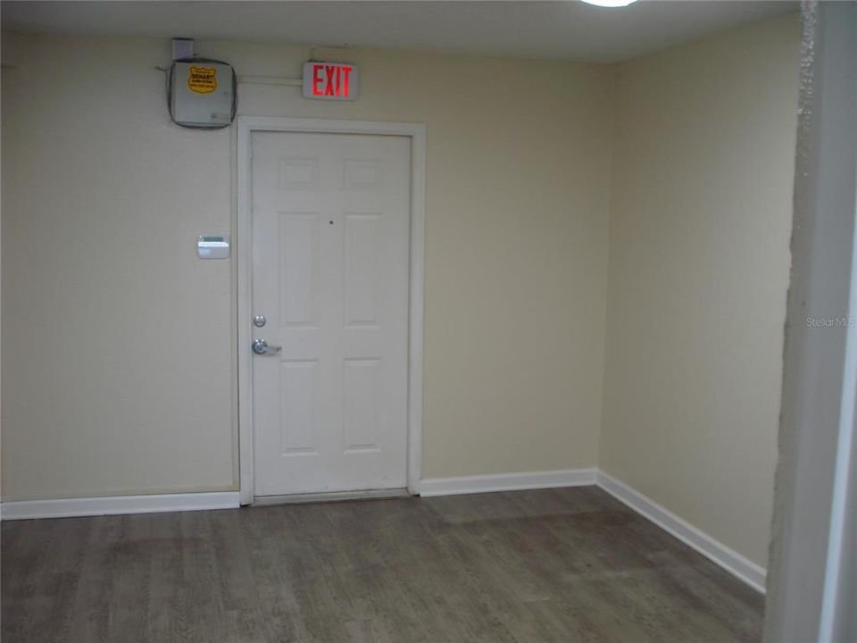 Под контрактом: $589,000 (0 спален, 0 ванн, 2412 Квадратных фут)