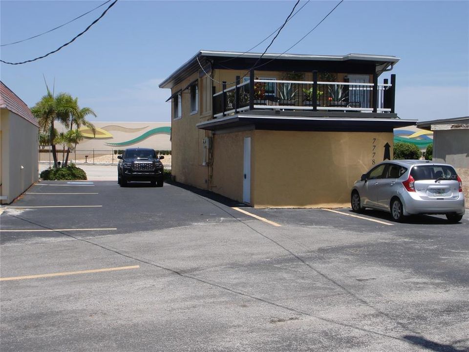 Под контрактом: $589,000 (0 спален, 0 ванн, 2412 Квадратных фут)