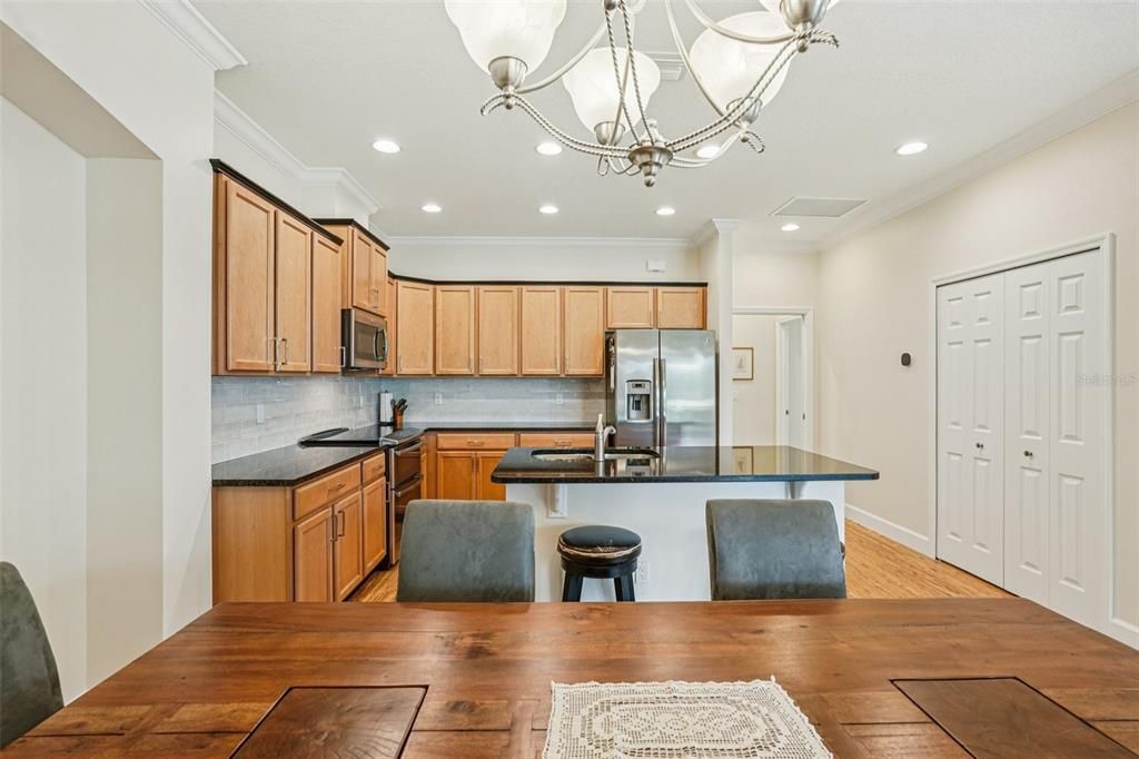 Active With Contract: $349,900 (3 beds, 2 baths, 1568 Square Feet)