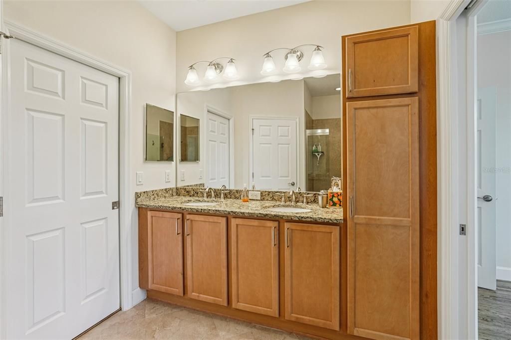 Active With Contract: $349,900 (3 beds, 2 baths, 1568 Square Feet)