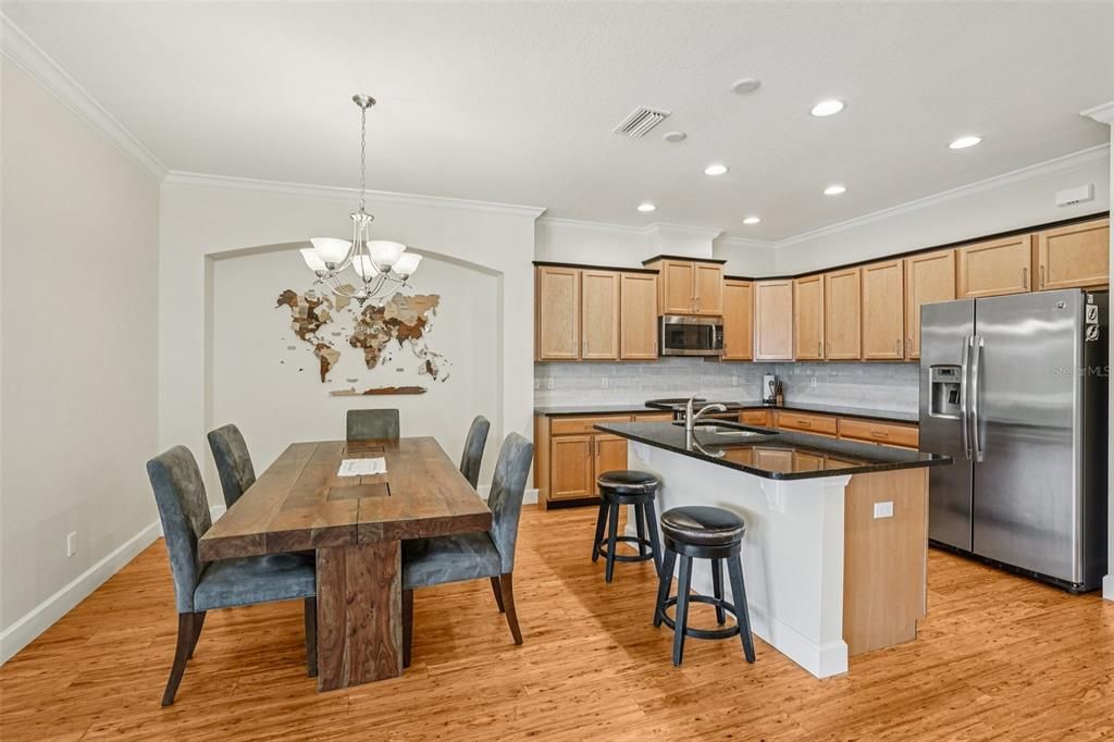 Active With Contract: $349,900 (3 beds, 2 baths, 1568 Square Feet)