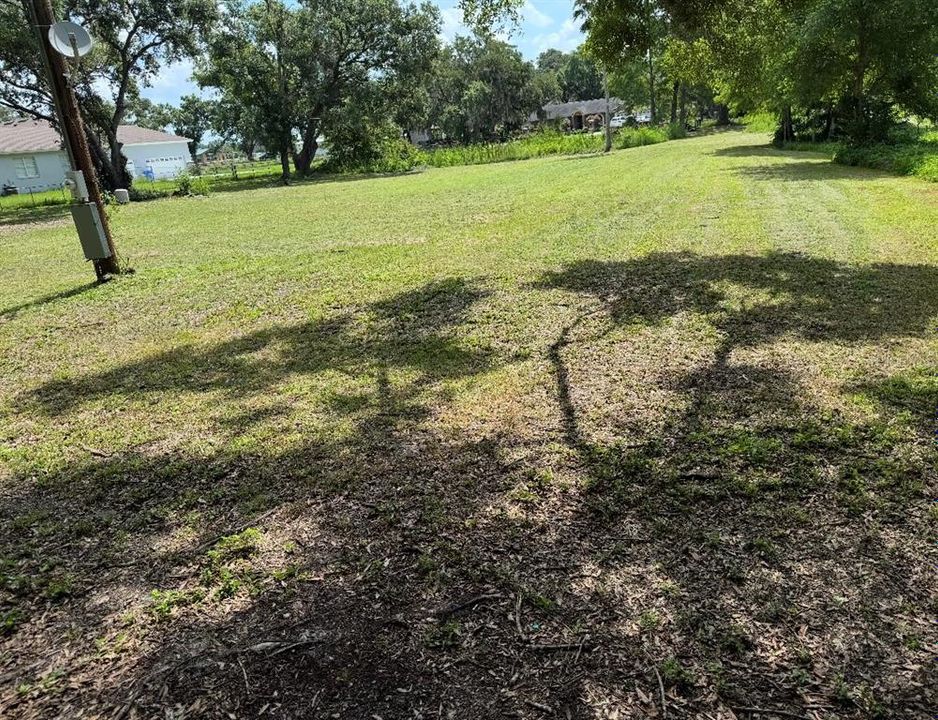 En Venta: $220,000 (1.05 acres)