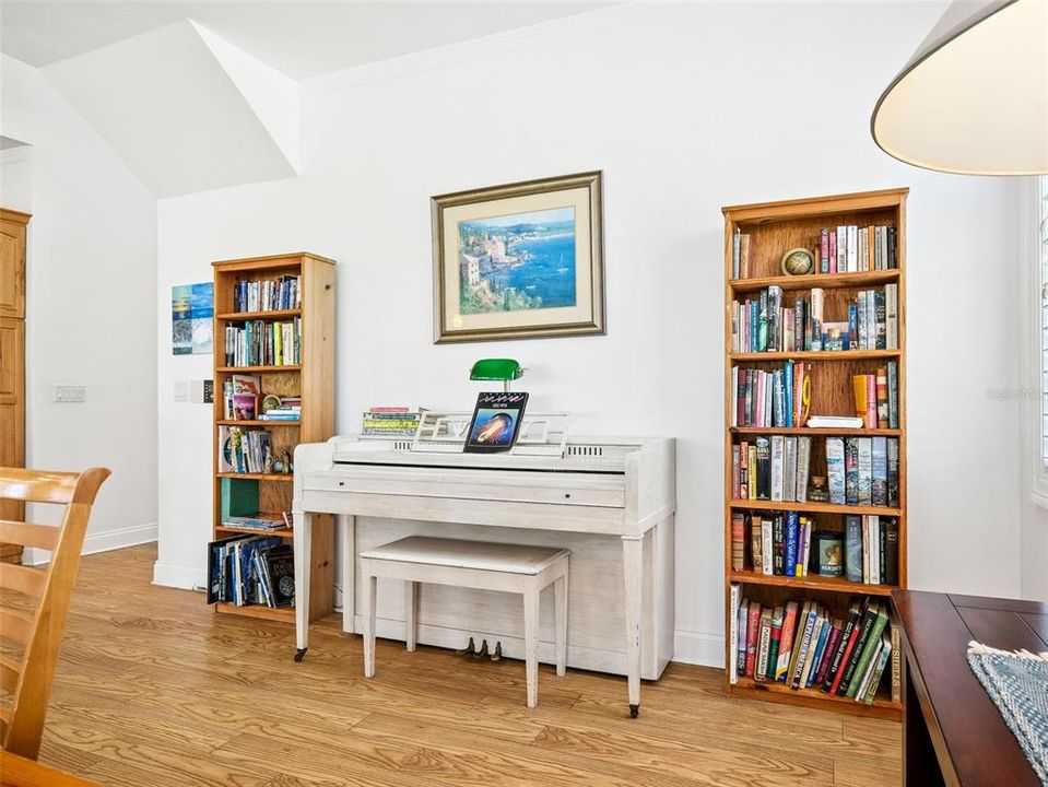 For Sale: $1,895,000 (3 beds, 3 baths, 2962 Square Feet)