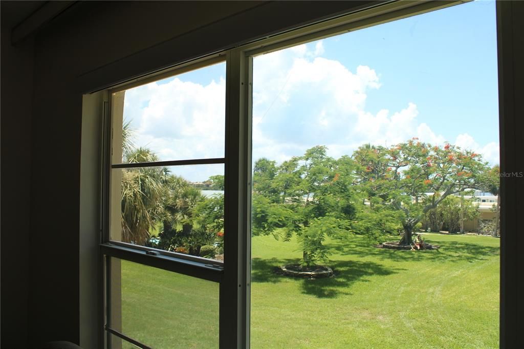 出租: $2,495 (2 贝兹, 2 浴室, 1007 平方英尺)