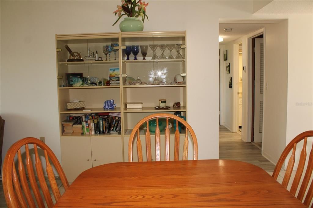 出租: $2,495 (2 贝兹, 2 浴室, 1007 平方英尺)