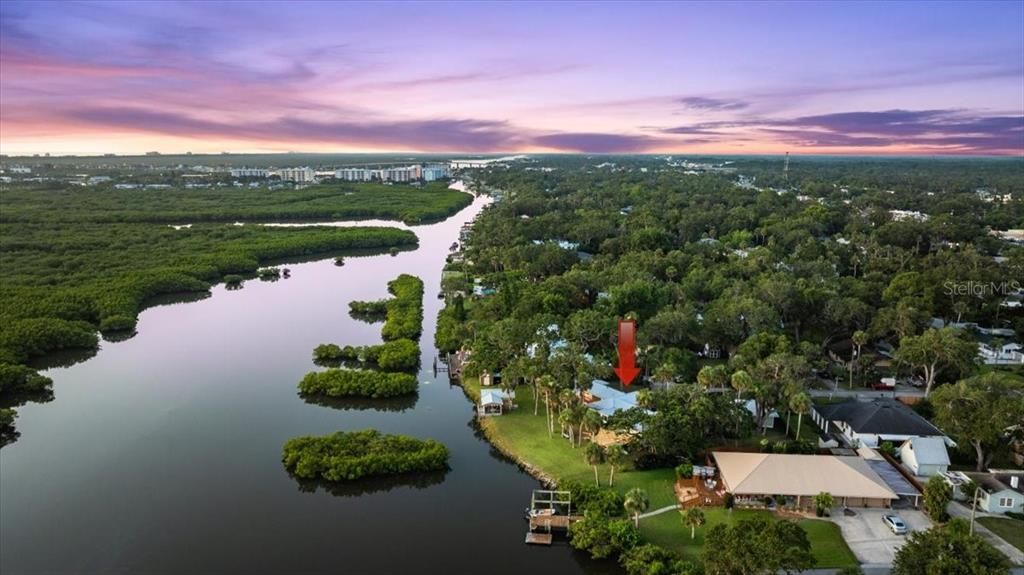 For Sale: $1,749,000 (3 beds, 3 baths, 1963 Square Feet)