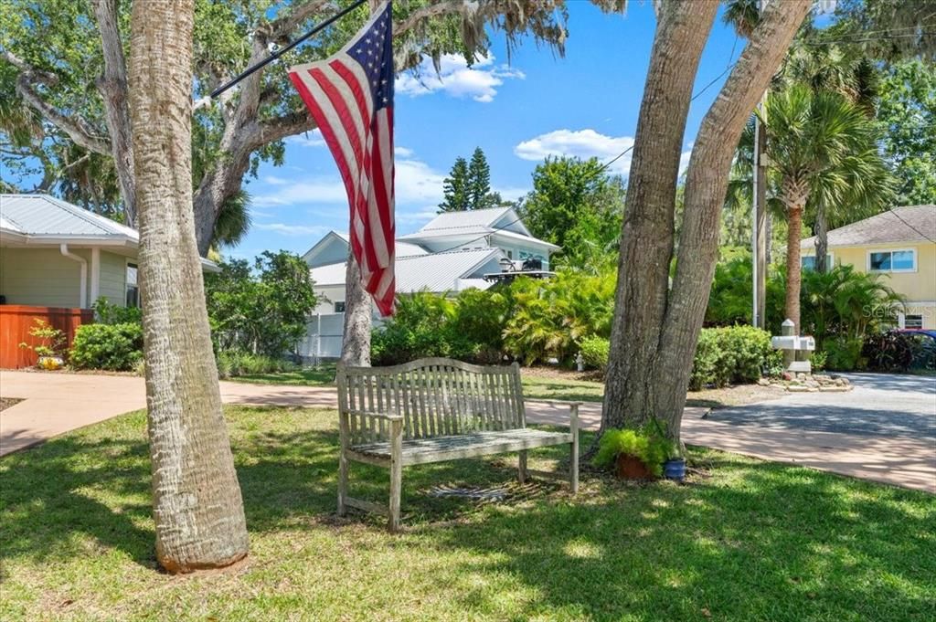 For Sale: $1,749,000 (3 beds, 3 baths, 1963 Square Feet)