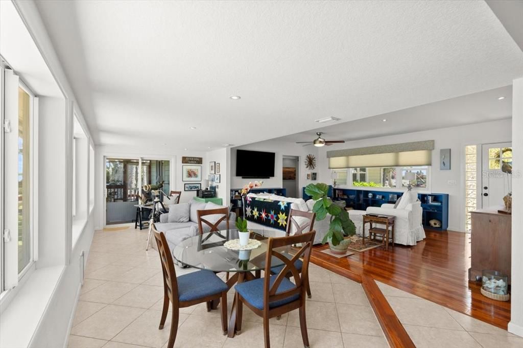 For Sale: $1,749,000 (3 beds, 3 baths, 1963 Square Feet)