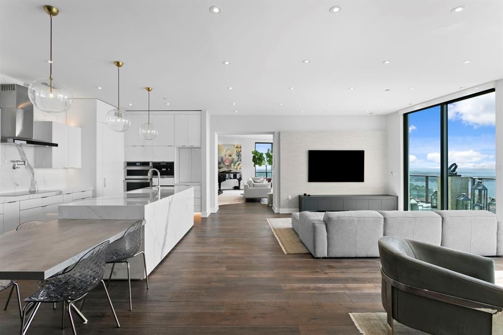 For Sale: $7,000,000 (3 beds, 3 baths, 4005 Square Feet)