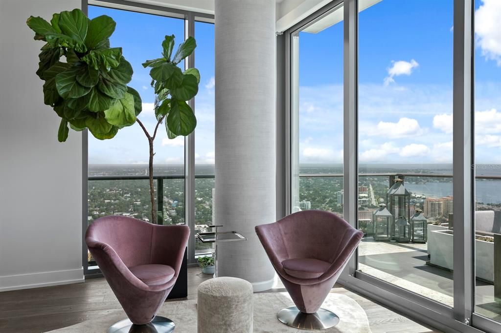 For Sale: $7,000,000 (3 beds, 3 baths, 4005 Square Feet)