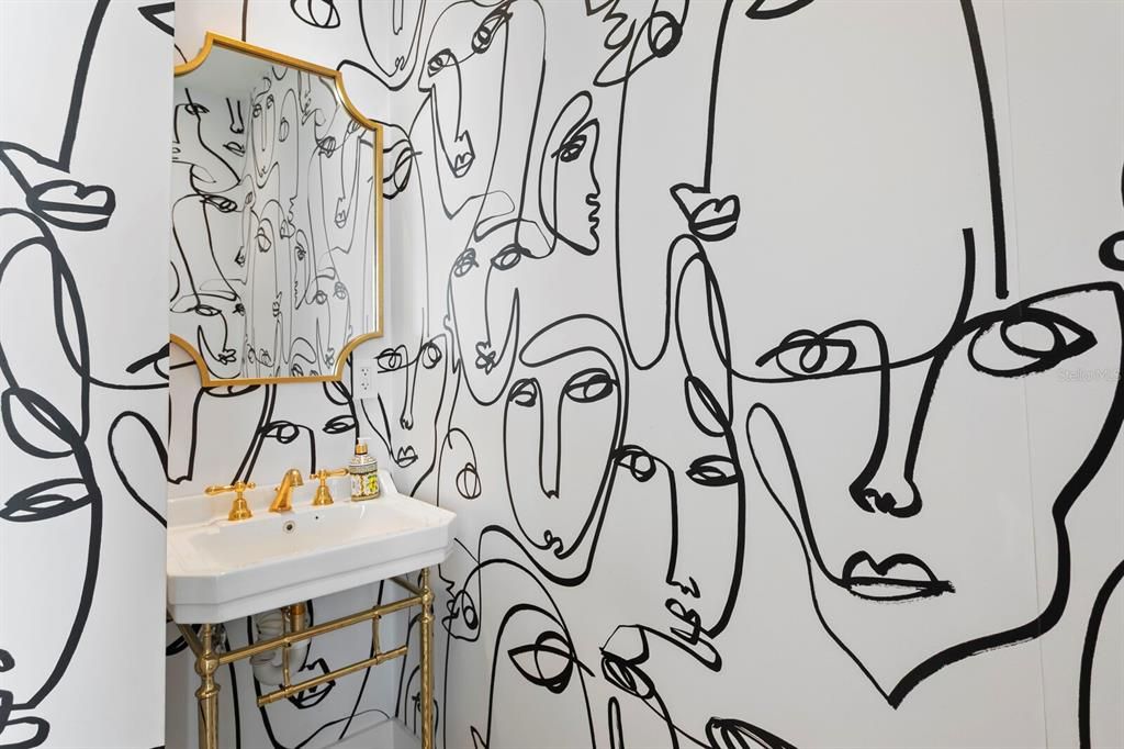 For Sale: $7,000,000 (3 beds, 3 baths, 4005 Square Feet)