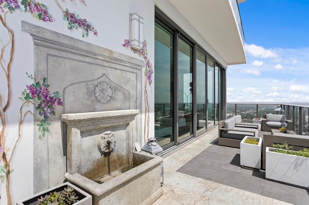 For Sale: $7,000,000 (3 beds, 3 baths, 4005 Square Feet)