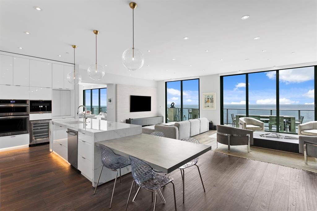 For Sale: $7,000,000 (3 beds, 3 baths, 4005 Square Feet)