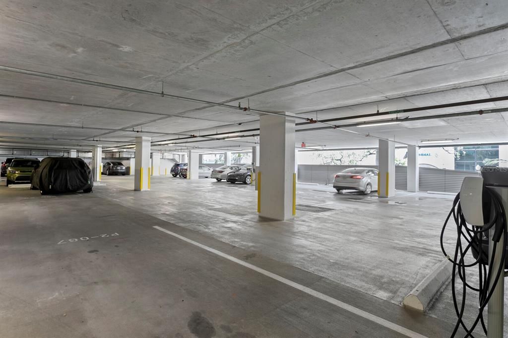 For Sale: $7,000,000 (3 beds, 3 baths, 4005 Square Feet)