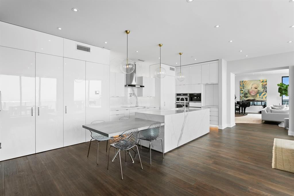 For Sale: $7,000,000 (3 beds, 3 baths, 4005 Square Feet)