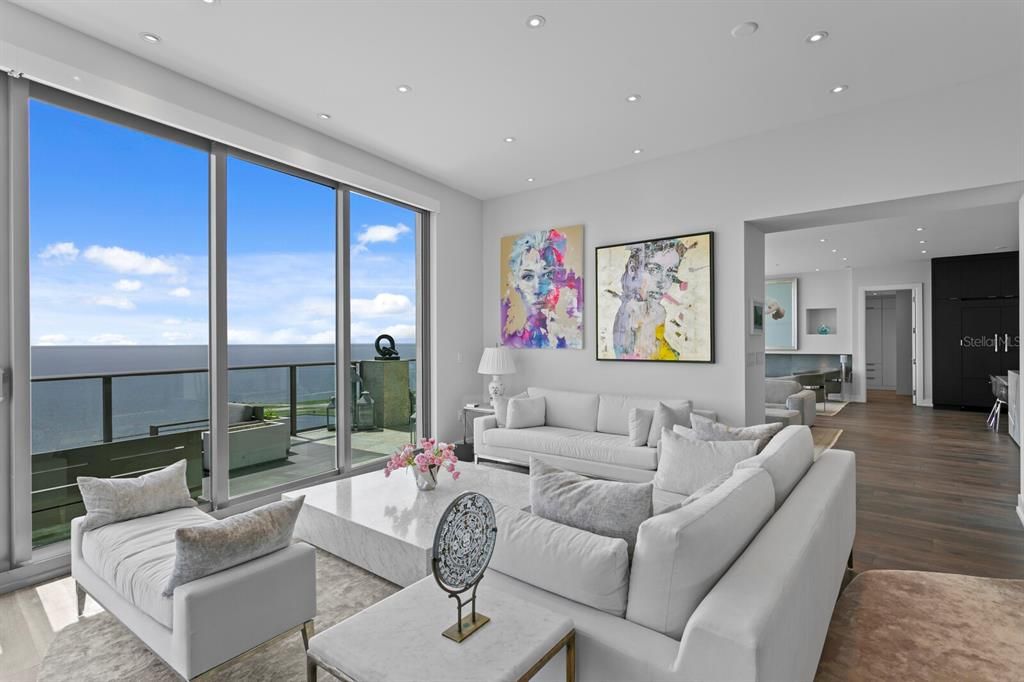 For Sale: $7,000,000 (3 beds, 3 baths, 4005 Square Feet)