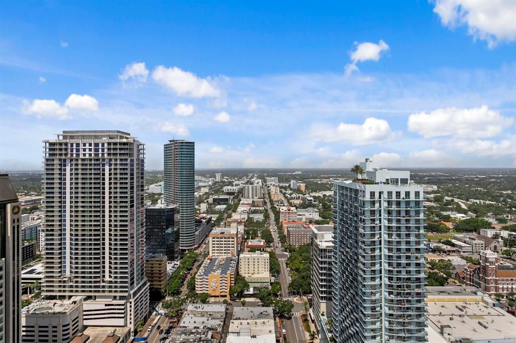 For Sale: $7,000,000 (3 beds, 3 baths, 4005 Square Feet)