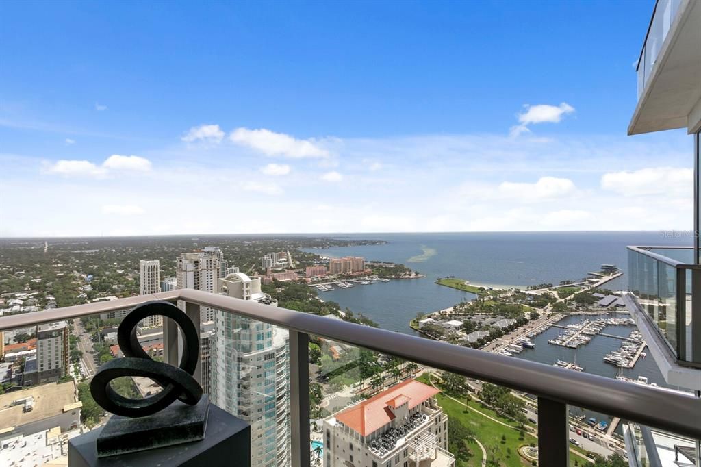 For Sale: $7,000,000 (3 beds, 3 baths, 4005 Square Feet)