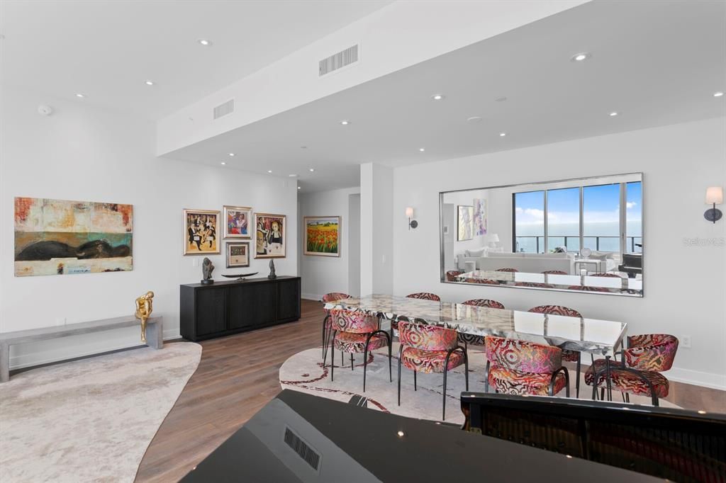 For Sale: $7,000,000 (3 beds, 3 baths, 4005 Square Feet)