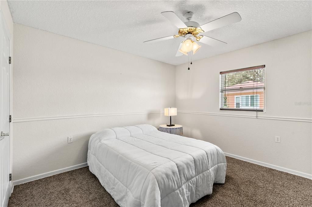 На продажу: $699,000 (5 спален, 3 ванн, 4887 Квадратных фут)