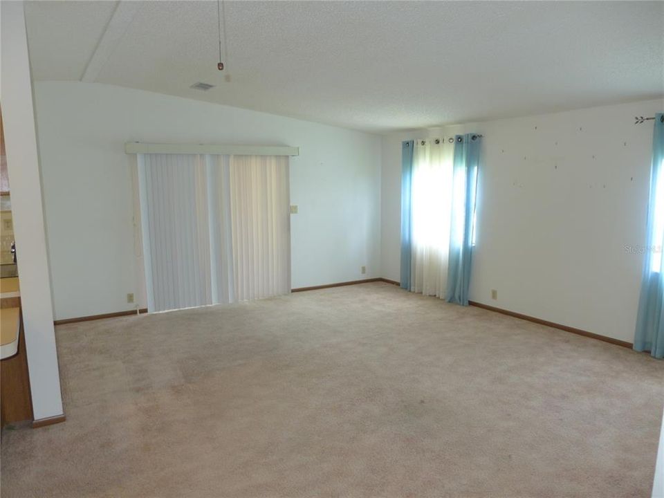 Activo con contrato: $174,500 (2 camas, 2 baños, 1344 Pies cuadrados)