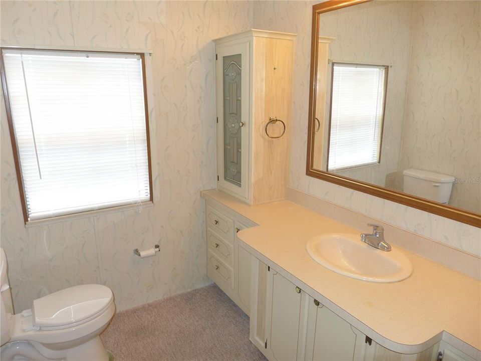 Activo con contrato: $174,500 (2 camas, 2 baños, 1344 Pies cuadrados)