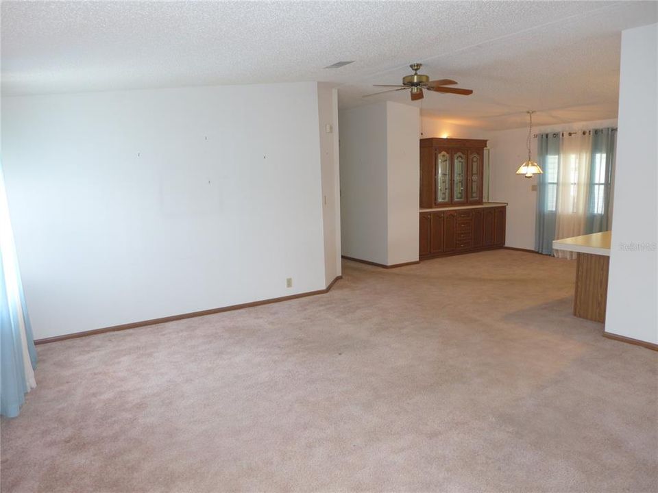 Activo con contrato: $174,500 (2 camas, 2 baños, 1344 Pies cuadrados)