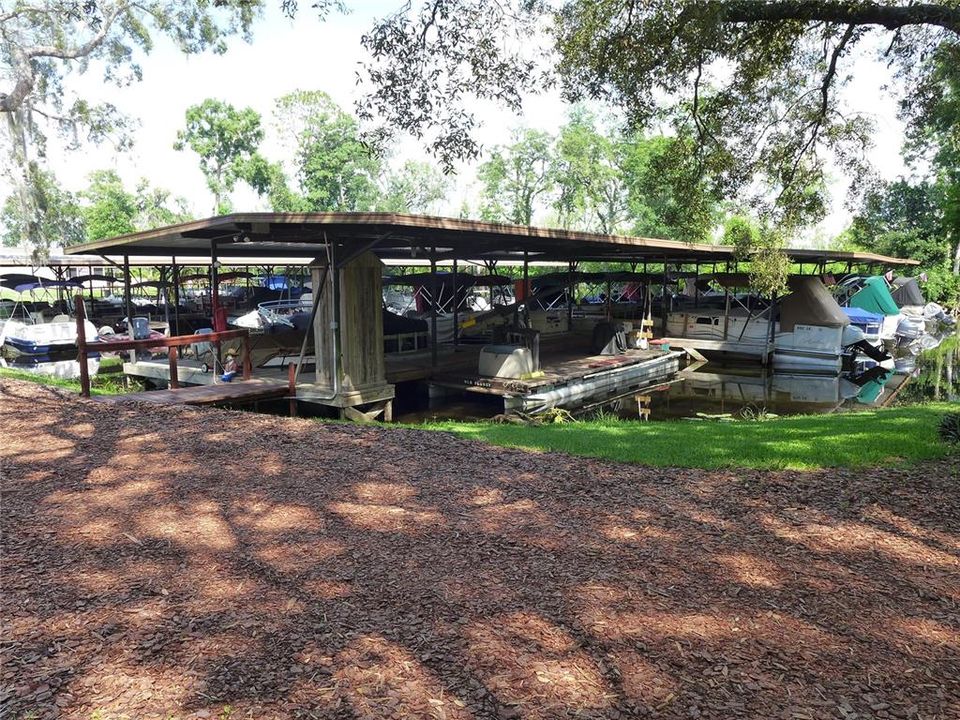 Activo con contrato: $174,500 (2 camas, 2 baños, 1344 Pies cuadrados)