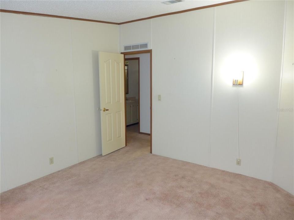 Activo con contrato: $174,500 (2 camas, 2 baños, 1344 Pies cuadrados)