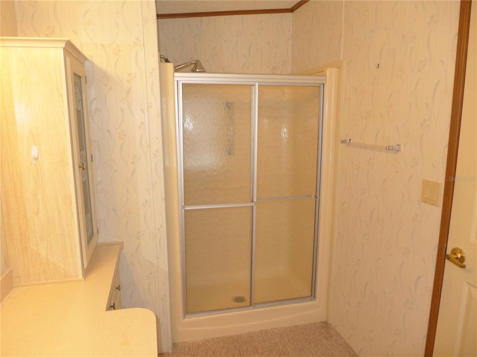 Activo con contrato: $174,500 (2 camas, 2 baños, 1344 Pies cuadrados)