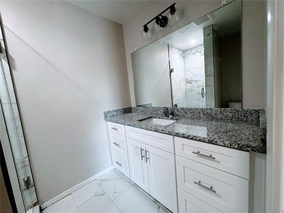 For Rent: $1,395 (1 beds, 1 baths, 615 Square Feet)