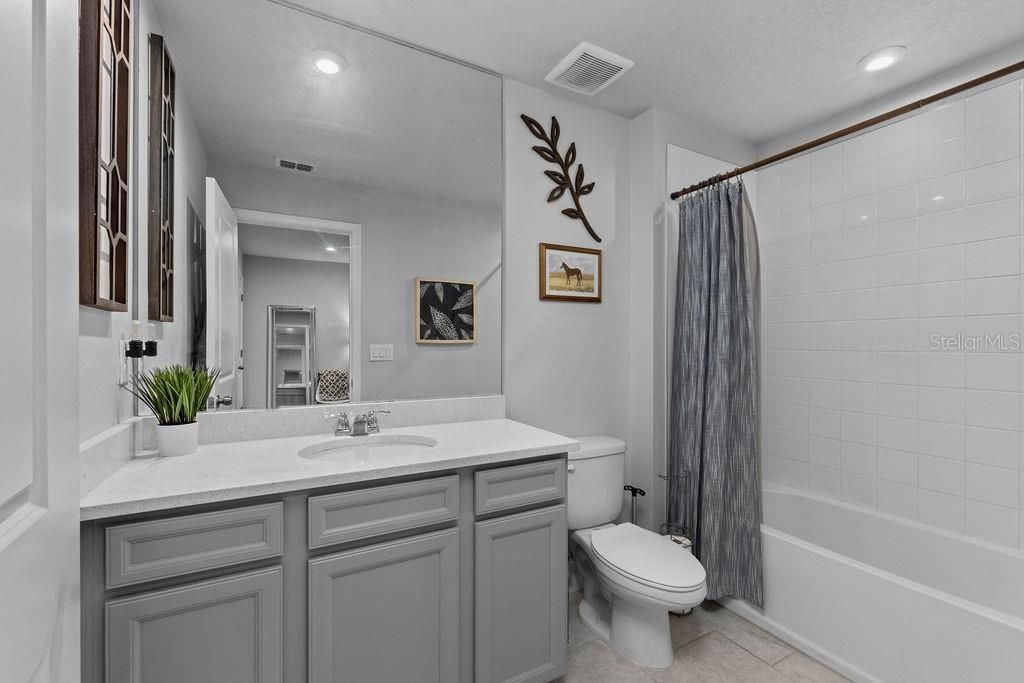 待售: $365,000 (3 贝兹, 2 浴室, 1680 平方英尺)