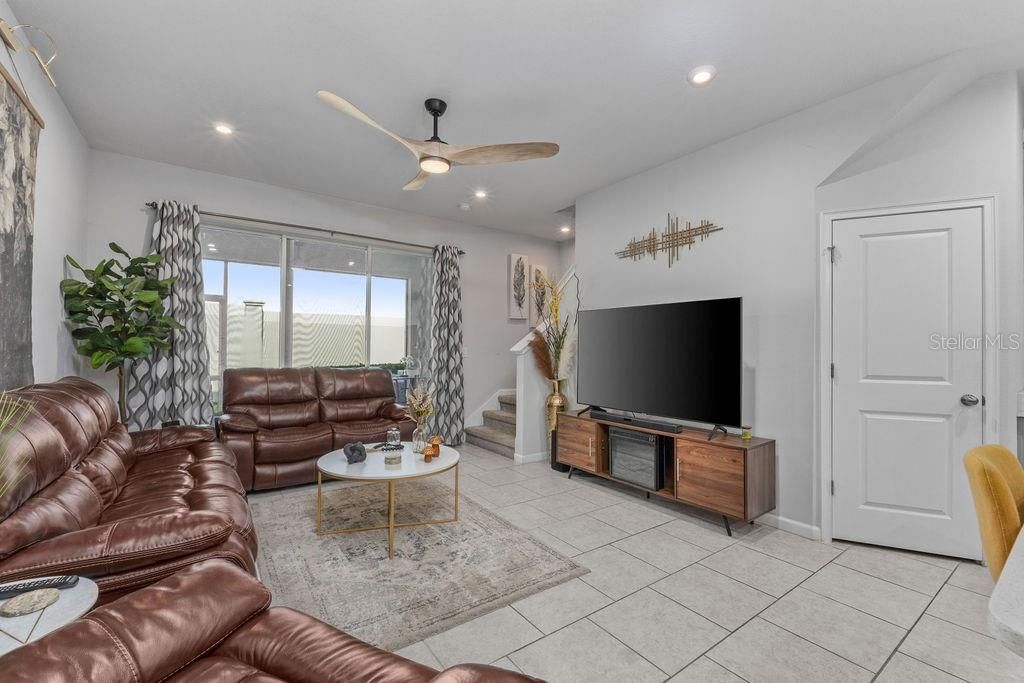 待售: $365,000 (3 贝兹, 2 浴室, 1680 平方英尺)